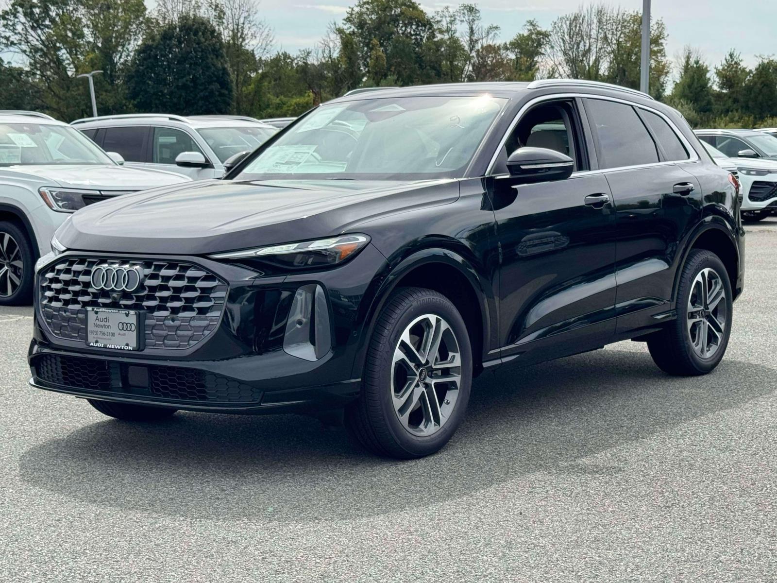 2025 Audi Q5 2.0T Premium photo 2