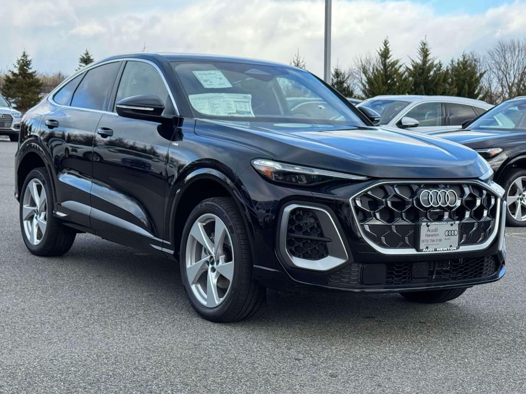 New 2025 Audi Q5 Sportback 2.0T Premium SUV