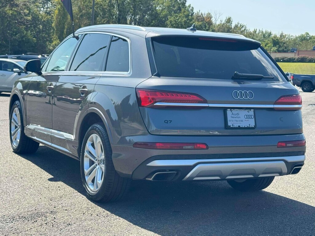Used 2025 Audi Q7 Premium 45 TFSI quattro Sport Utility