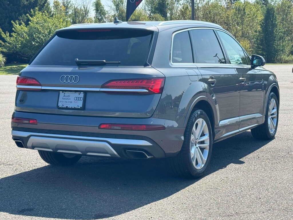 Used 2025 Audi Q7 Premium 45 TFSI quattro Sport Utility