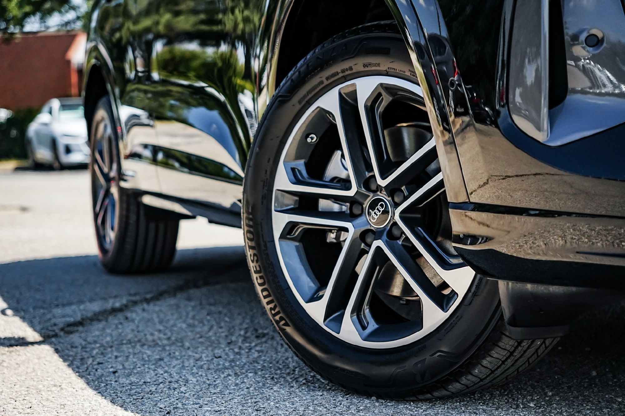 2025 Audi Q5 2.0T Premium photo 2