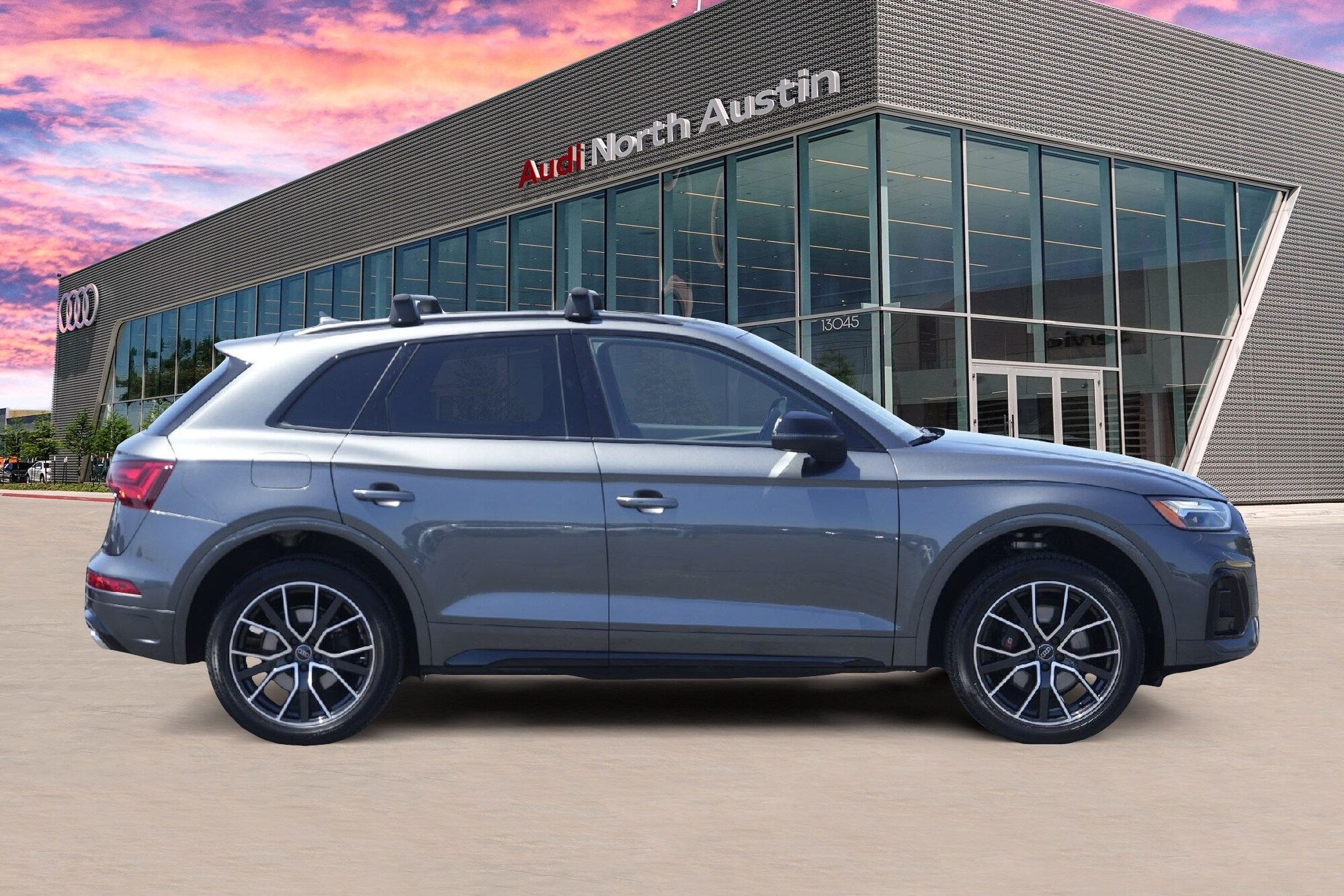 2024 Audi SQ5 Premium Plus photo 3