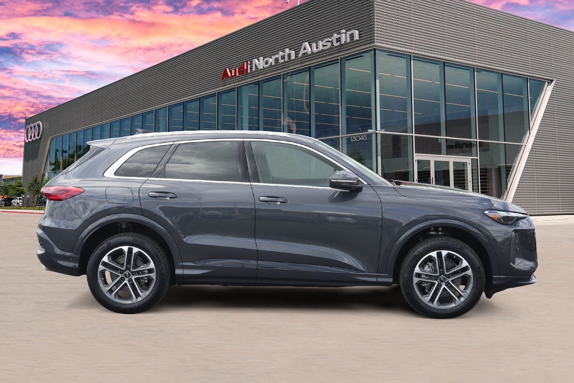 2025 Audi Q5 2.0T Premium photo 2