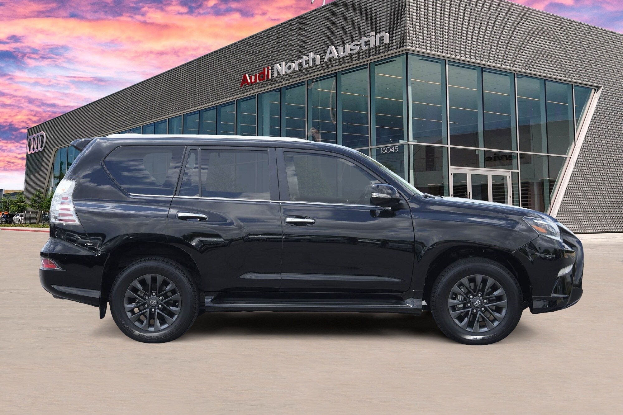 2023 Lexus GX 460 Premium photo 3