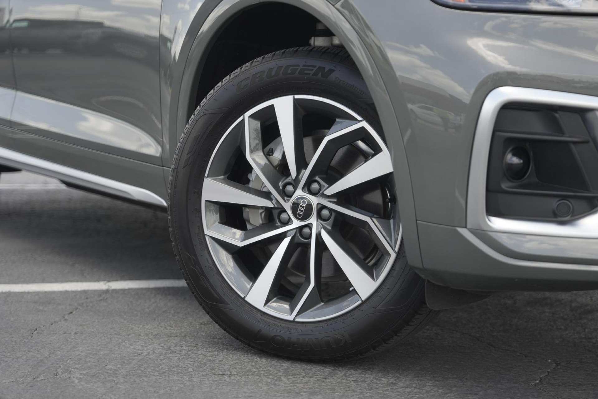 Used 2025 Audi Q5 Sportback Premium Plus with VIN WA15AAFY3S2046025 for sale in Austin, TX