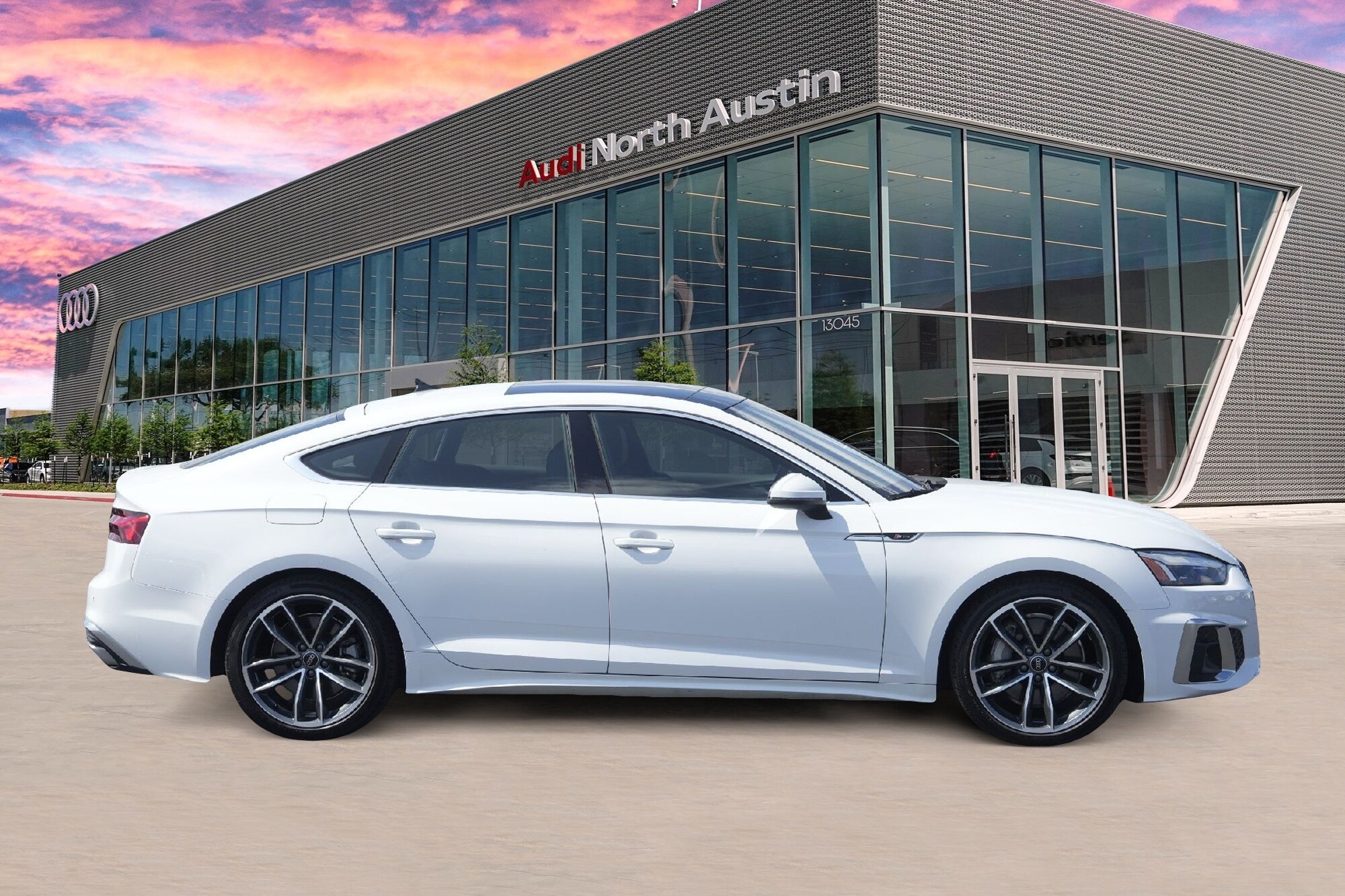 2024 Audi A5 45 S line Premium photo 3