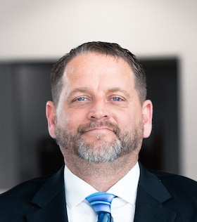 Staff member Marc Furrer from ID_fb5867d2ccd8
