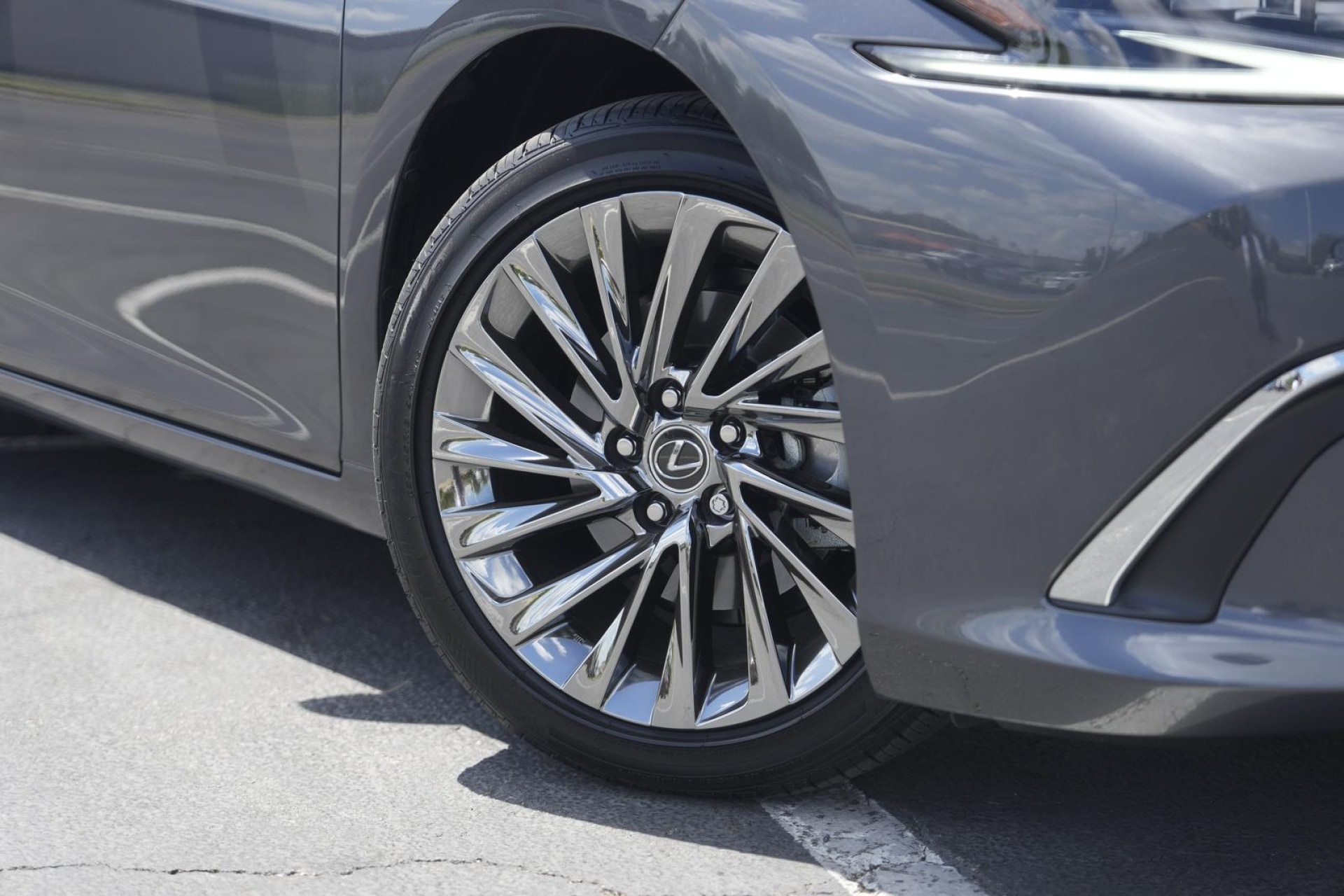 Used 2025 Lexus ES 350 Ultra Luxury with VIN 58AFZ1B18SU189363 for sale in Austin, TX