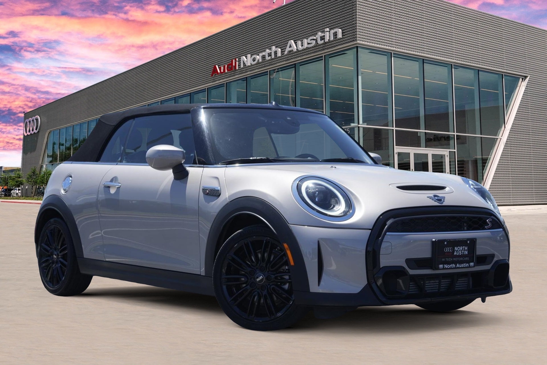 2024 MINI Convertible S's photo