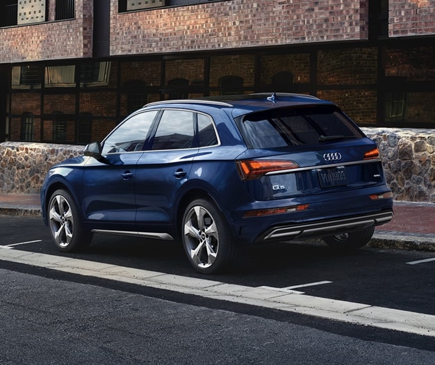 2024 Audi Q5 parking backview