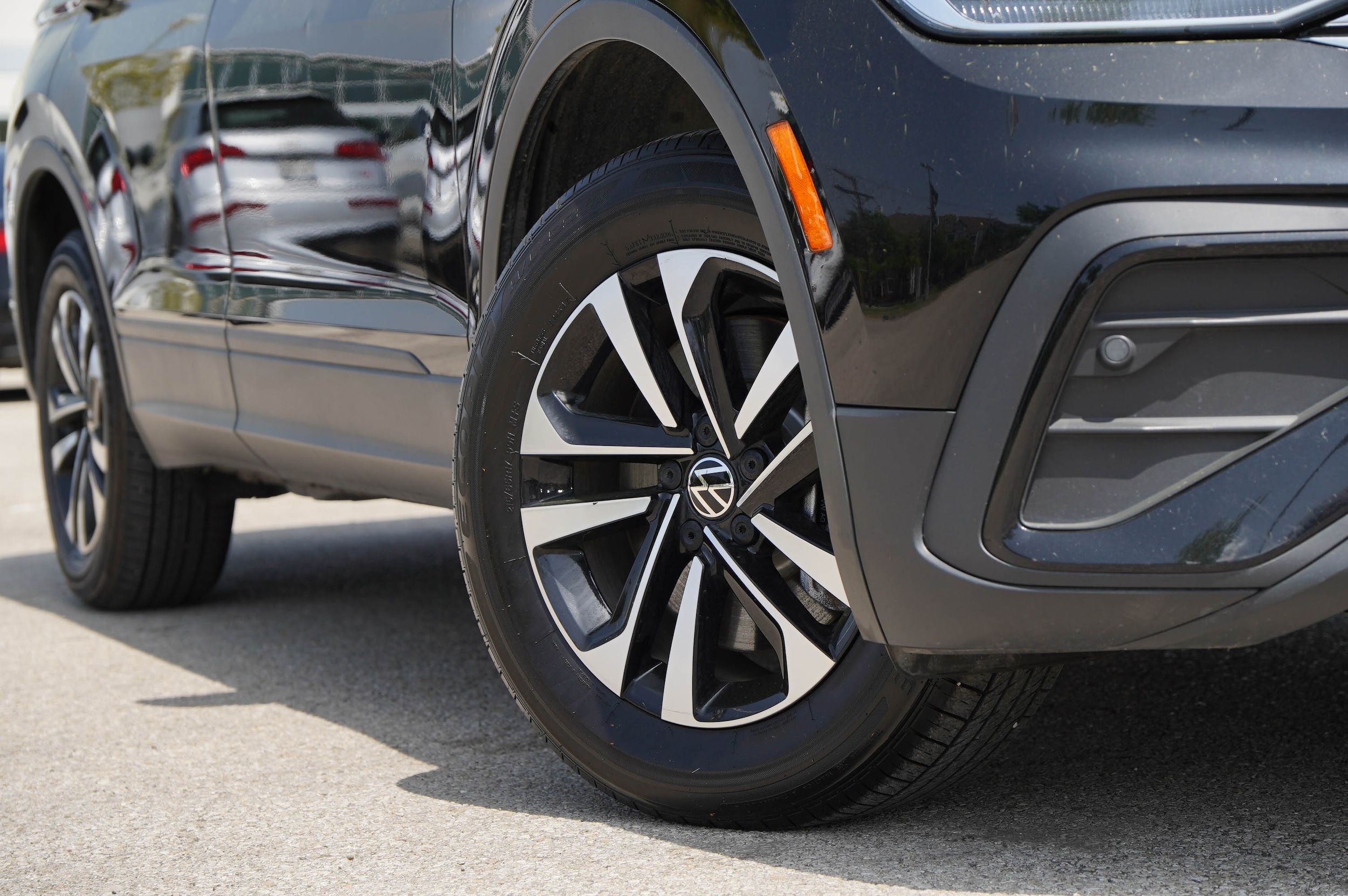 Used 2024 Volkswagen Tiguan S with VIN 3VVRB7AX8RM027335 for sale in Austin, TX