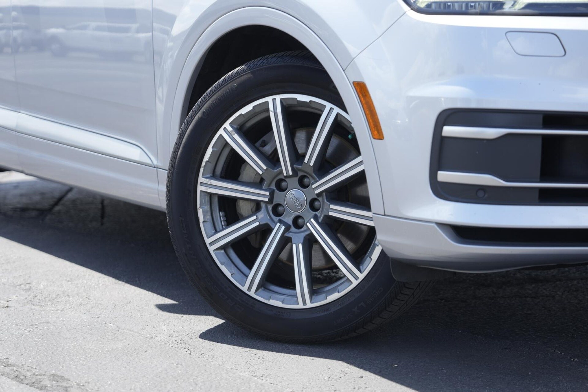 2019 Audi Q7 Premium Plus photo 2