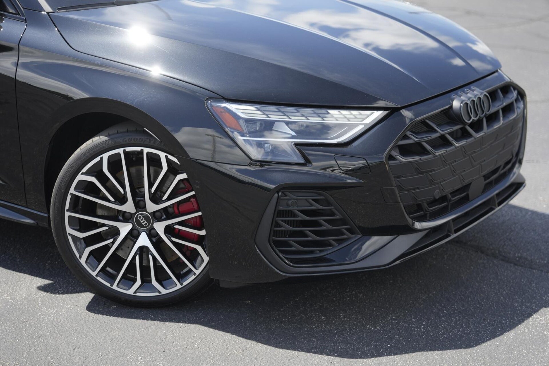 2025 Audi S3 Premium Plus photo 2