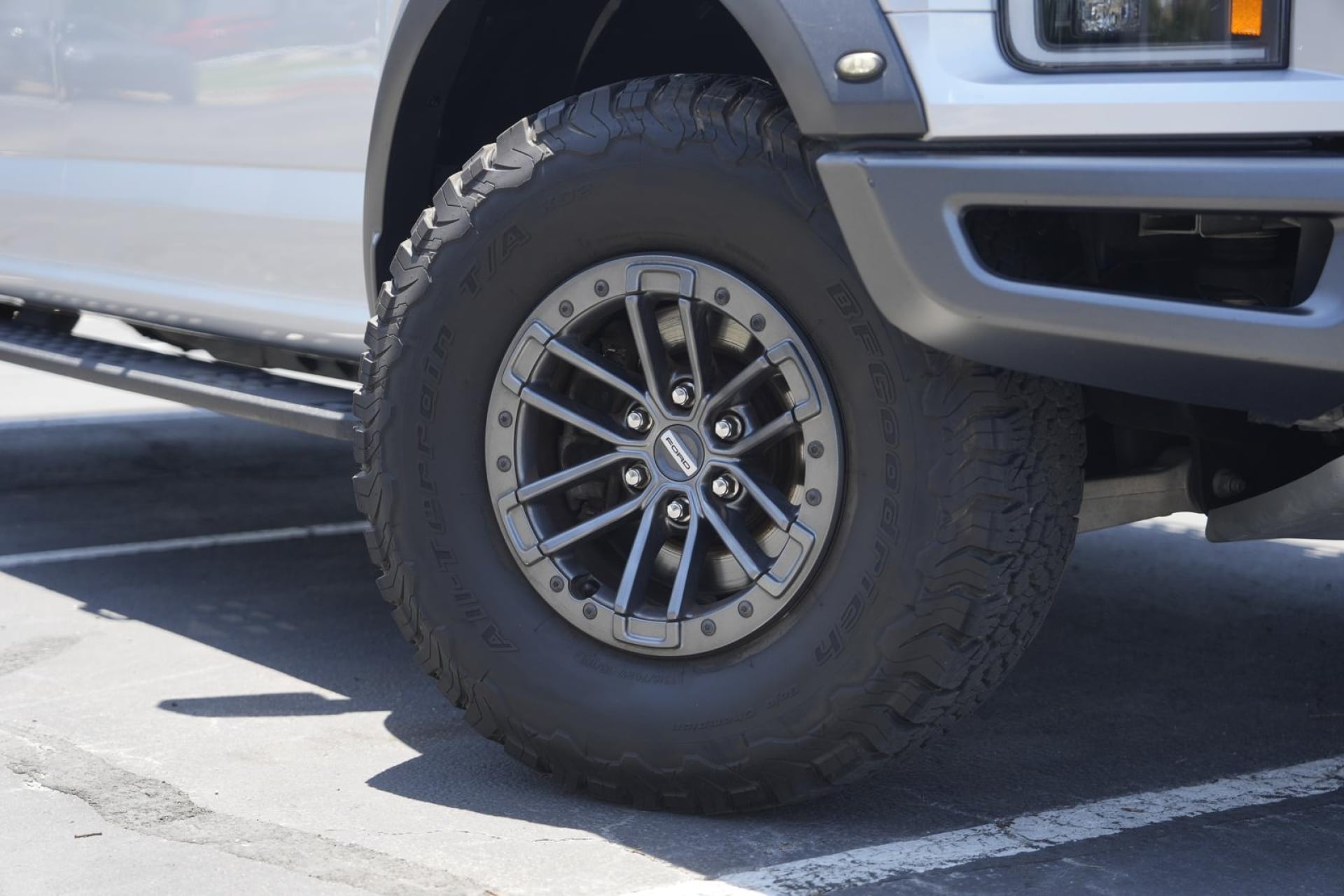 Used 2019 Ford F-150 Raptor with VIN 1FTFW1RG8KFA61076 for sale in Austin, TX