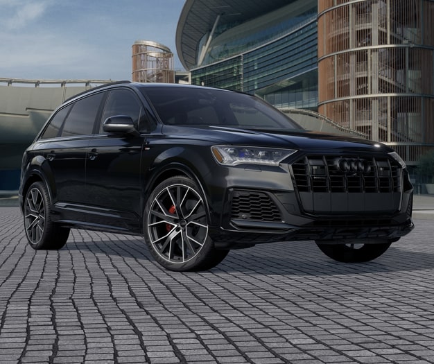 2024 Audi Q7 front view