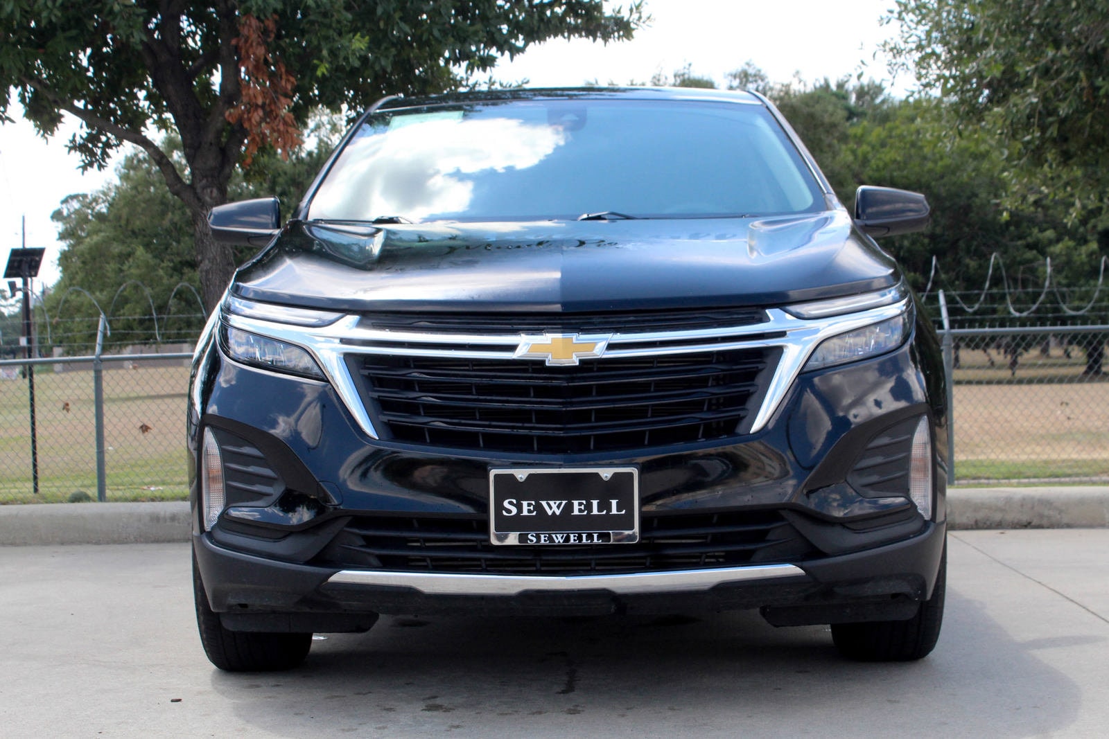 Used 2022 Chevrolet Equinox LT with VIN 3GNAXKEV2NL118567 for sale in Houston, TX