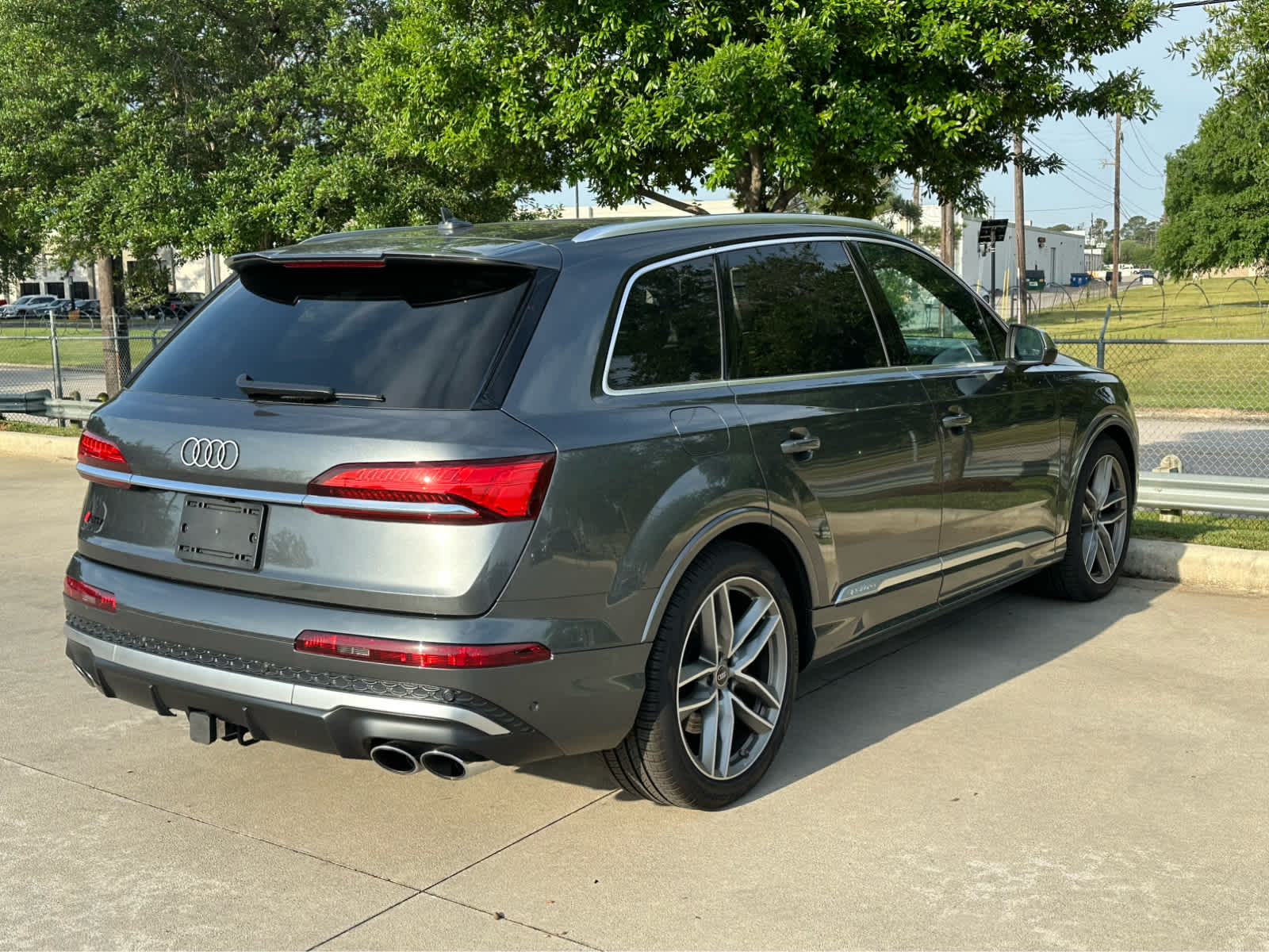 2025 Audi SQ7 Premium Plus photo 4