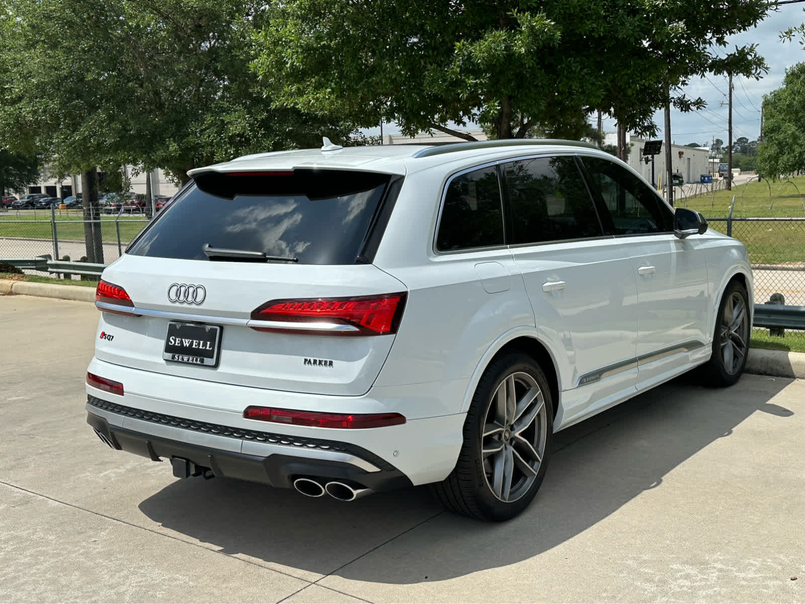 2025 Audi SQ7 Premium Plus photo 4