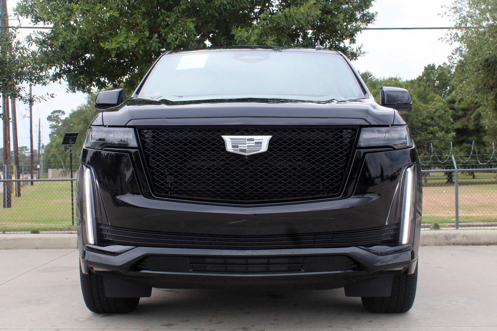 Used 2023 Cadillac Escalade Sport Platinum with VIN 1GYS4GKL0PR436098 for sale in Houston, TX