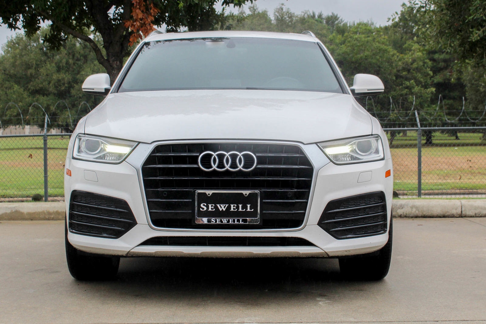 Used 2018 Audi Q3 Premium with VIN WA1BCCFS8JR012611 for sale in Houston, TX