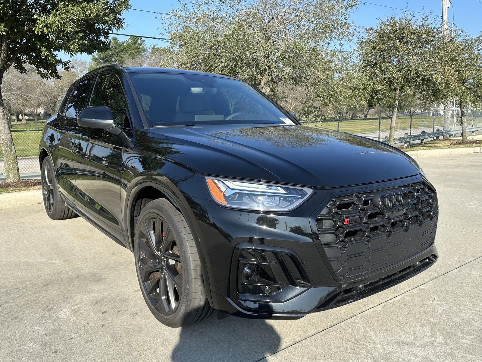 2025 Audi SQ5 Premium photo 2