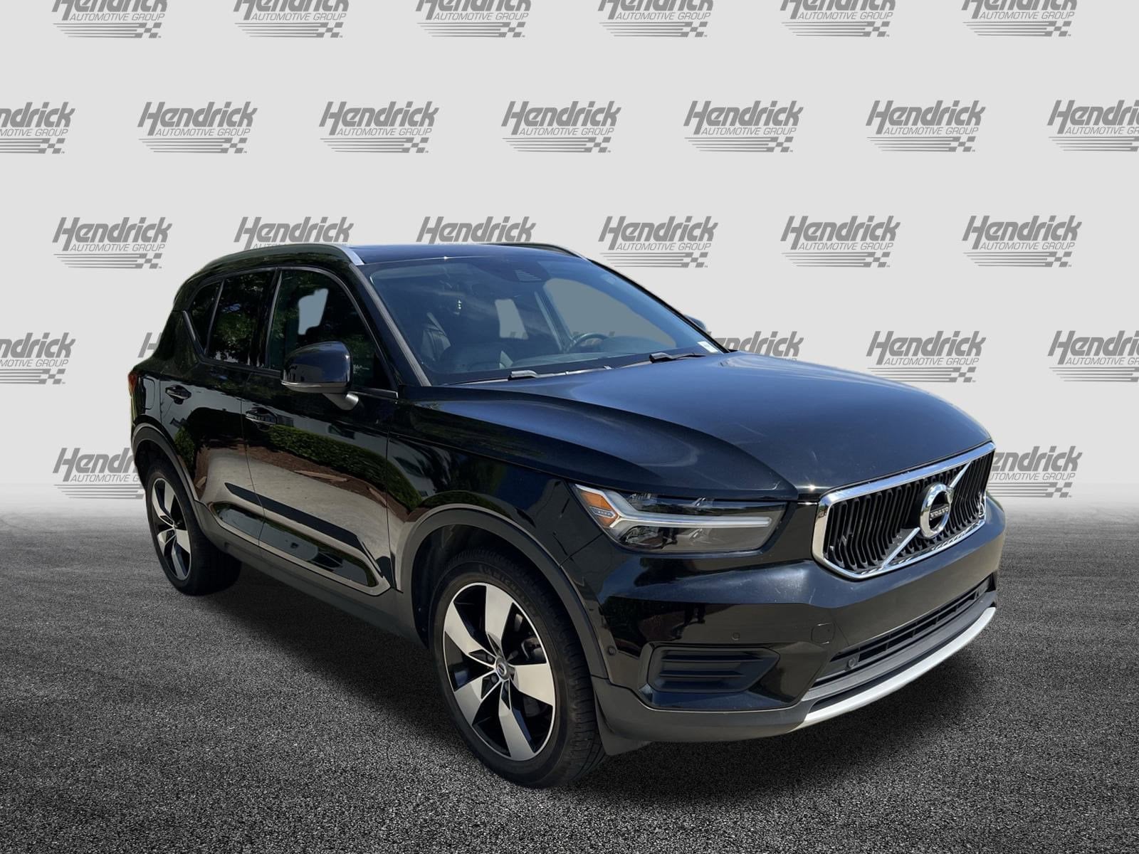 2019 Volvo XC40 Momentum