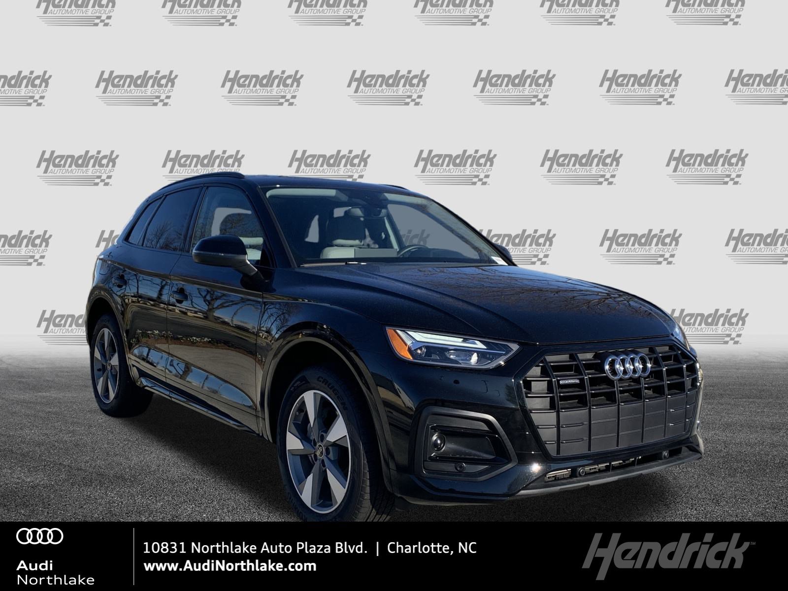 2025 Audi Q5 Premium's photo