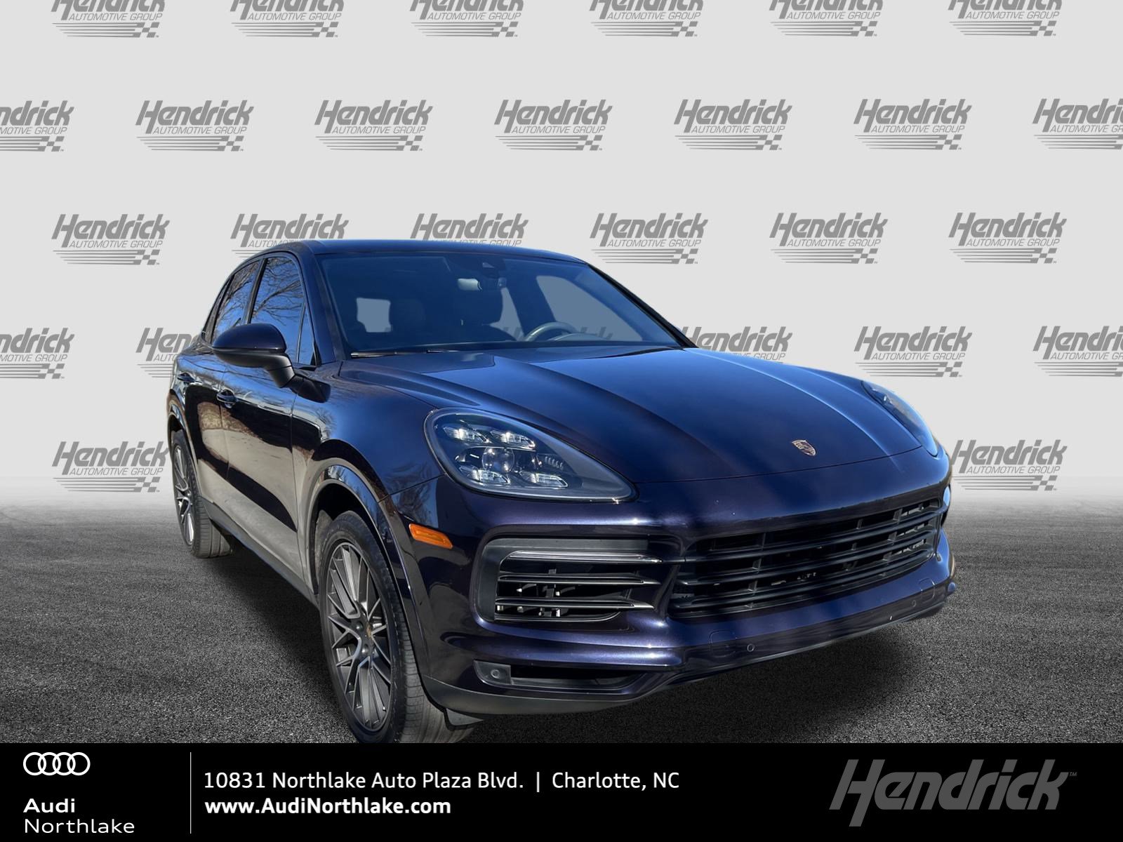2019 Porsche Cayenne Base's photo