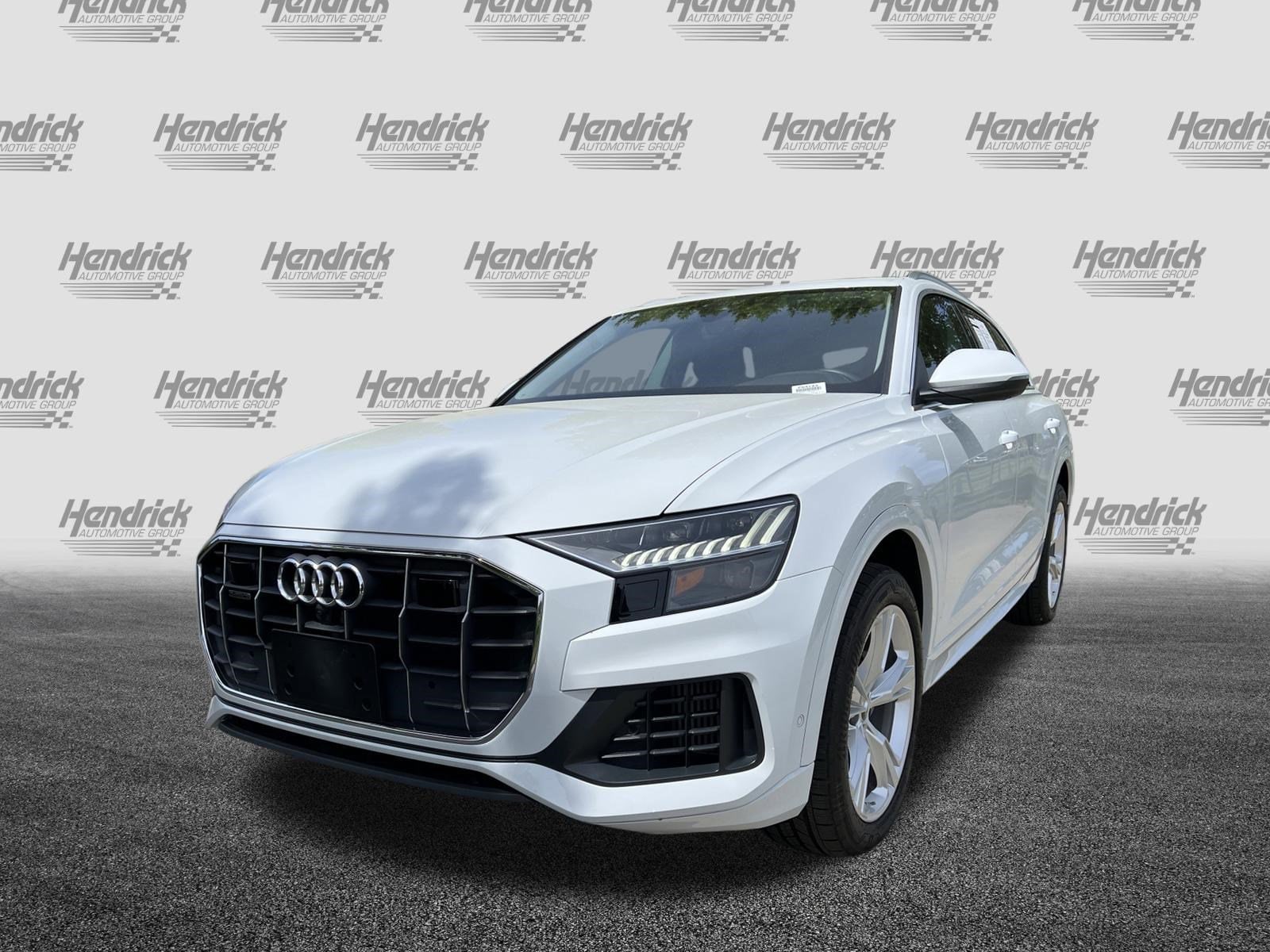 2023 Audi Q8 Premium Plus photo 4