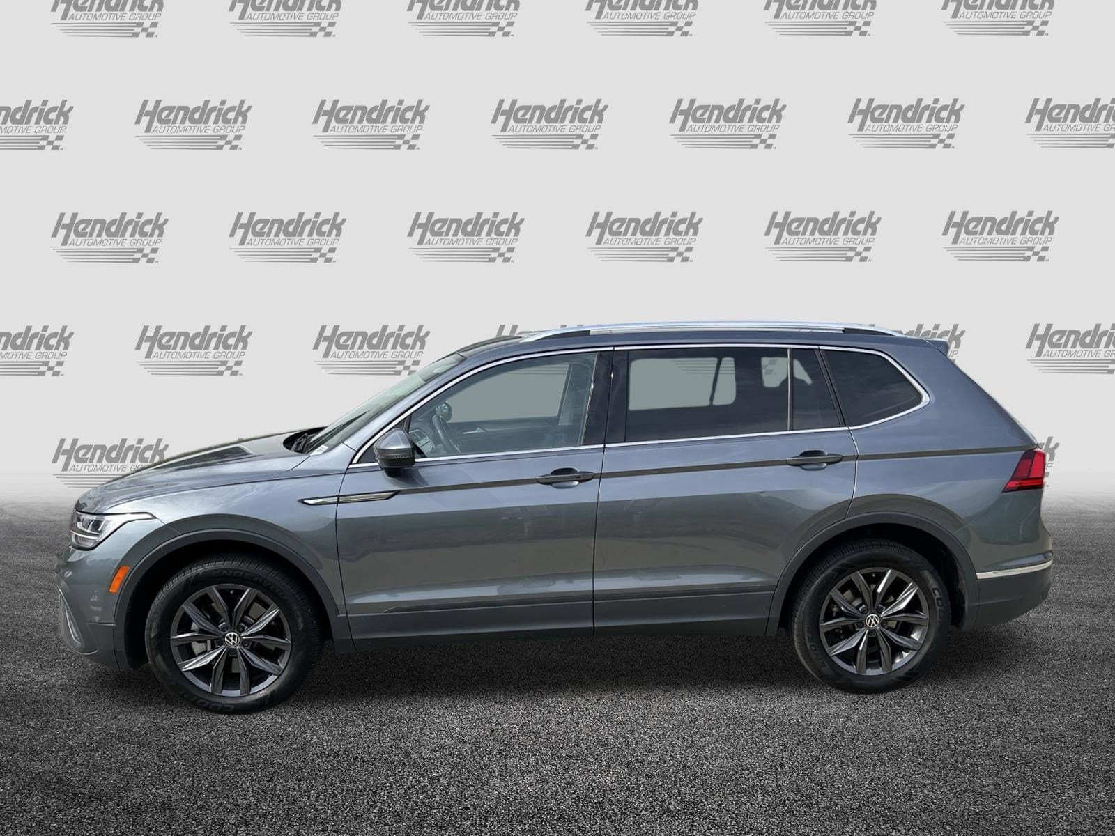 2022 Volkswagen Tiguan SE photo 5