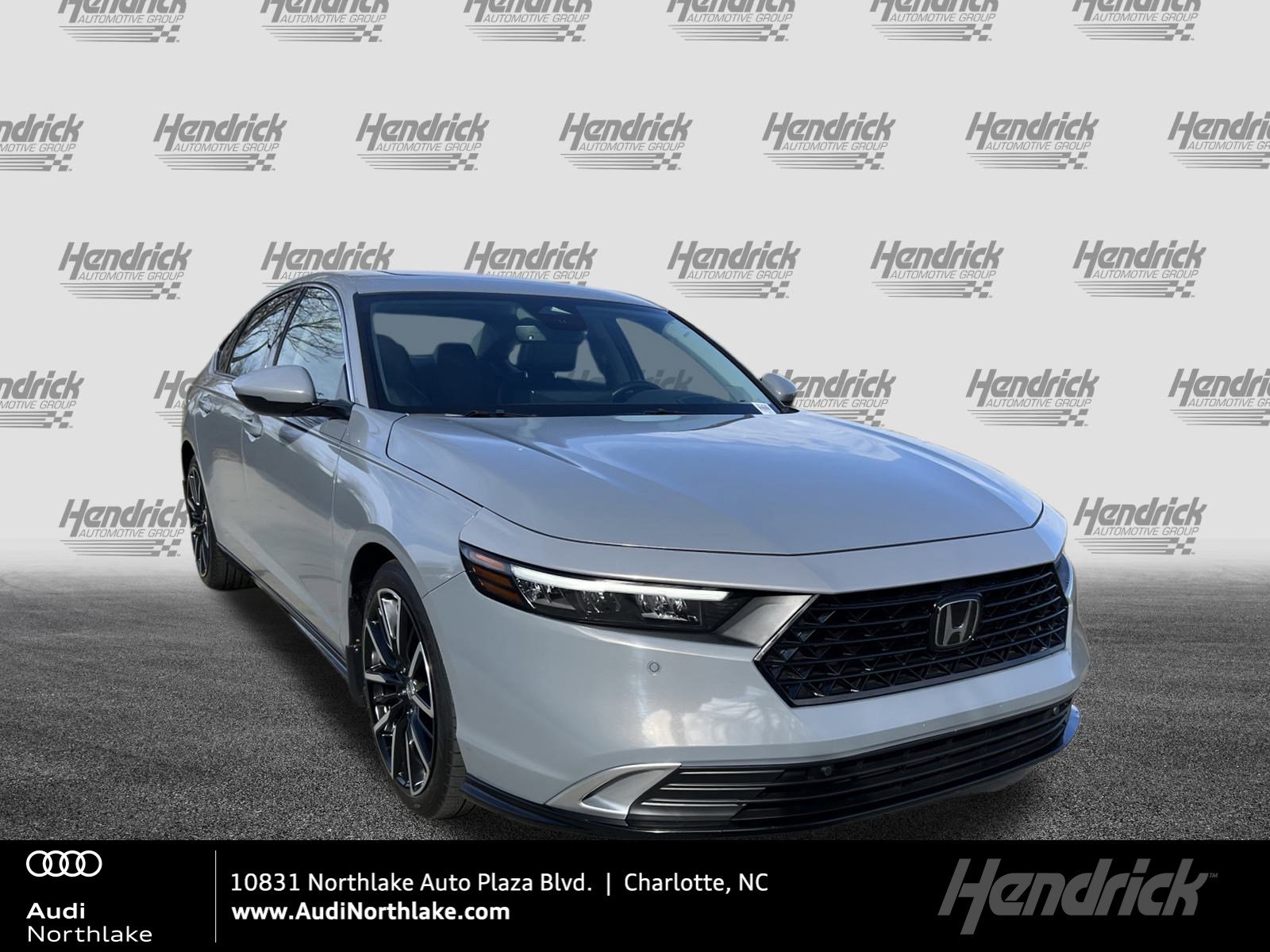 2024 Honda Accord Hybrid Touring's photo