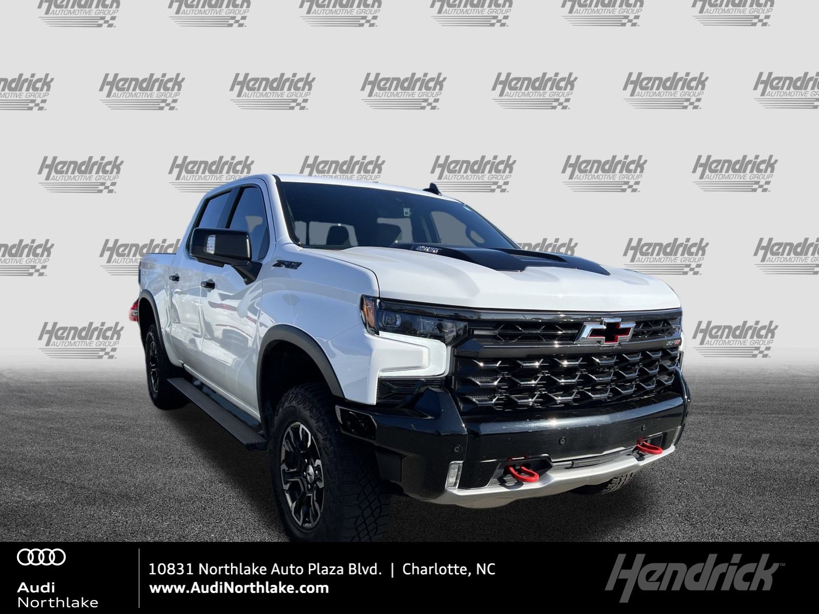 2025 Chevrolet Silverado 1500 ZR2's photo