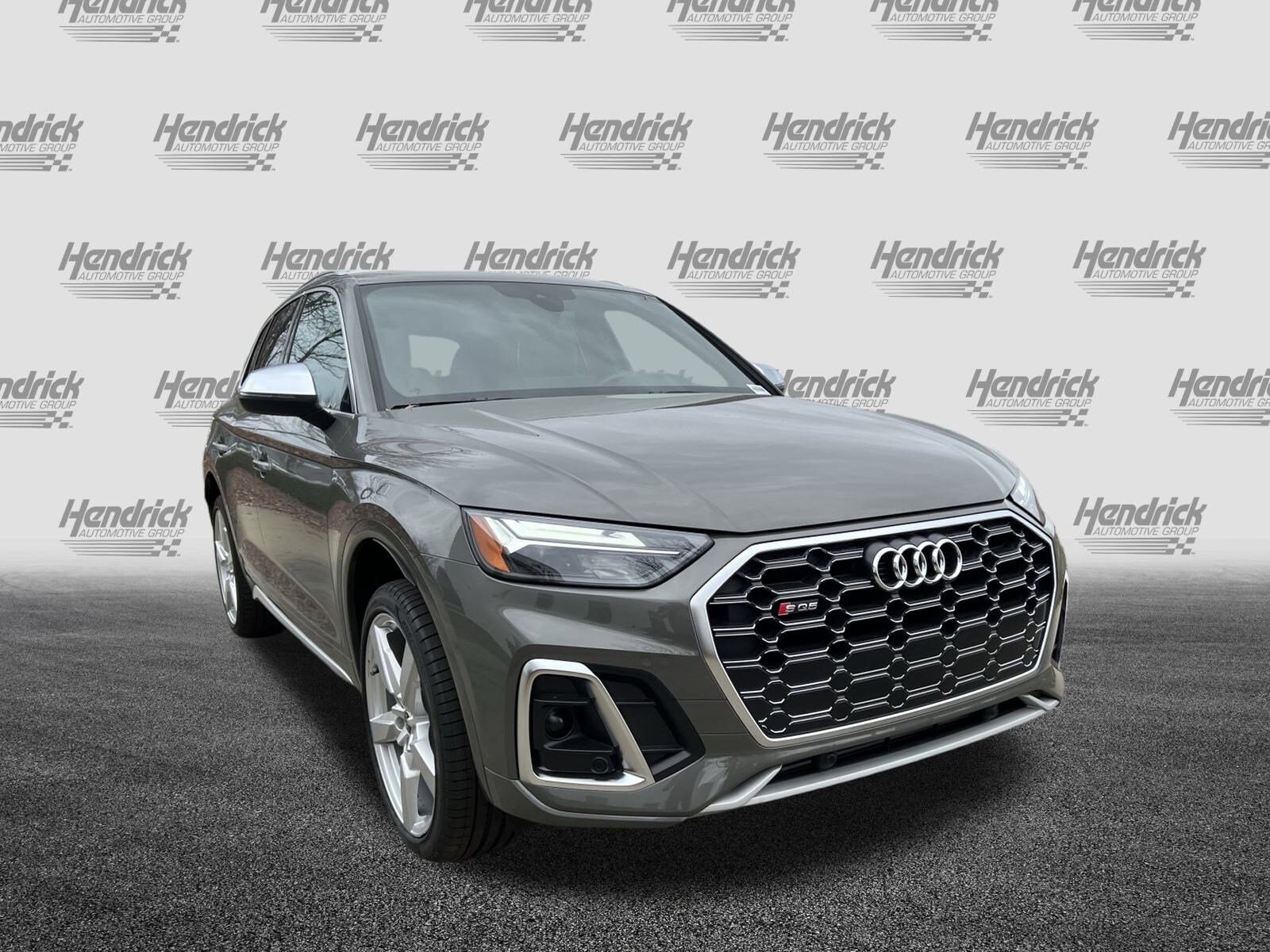 2024 Audi SQ5 Premium photo 2