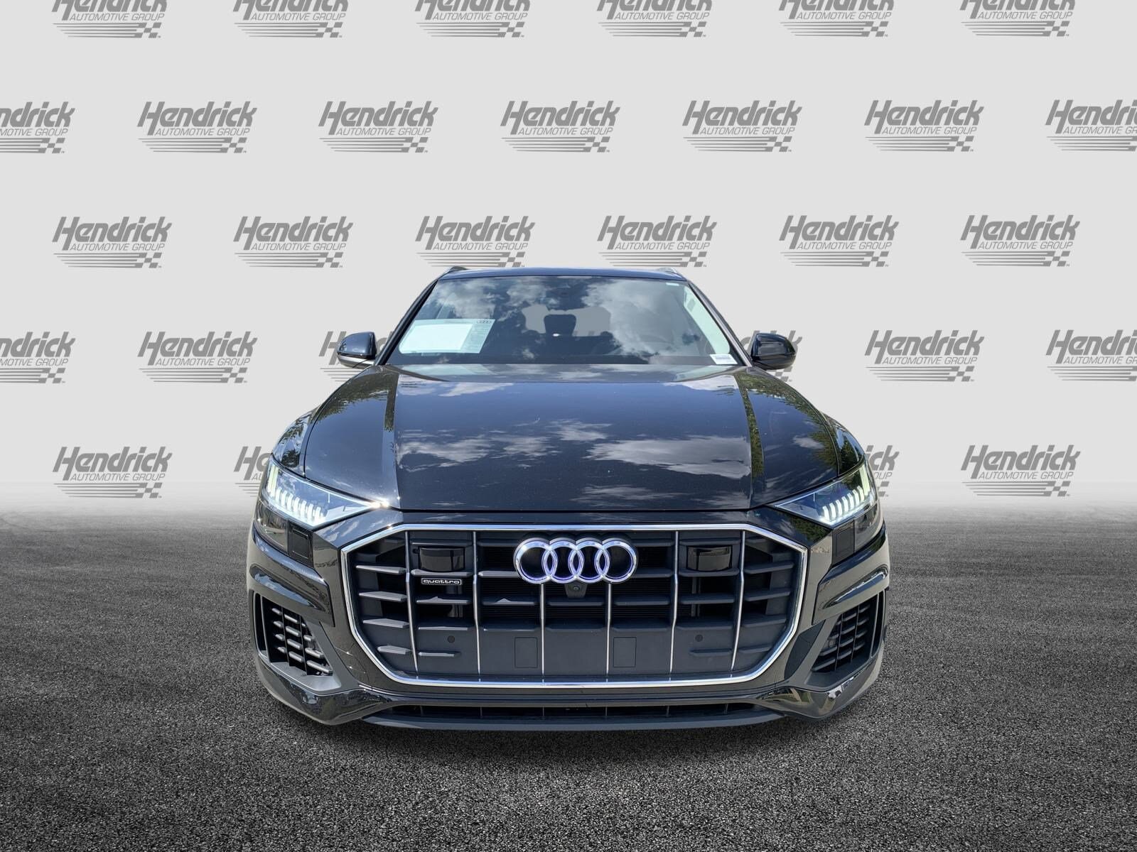 2023 Audi Q8 Premium Plus photo 2