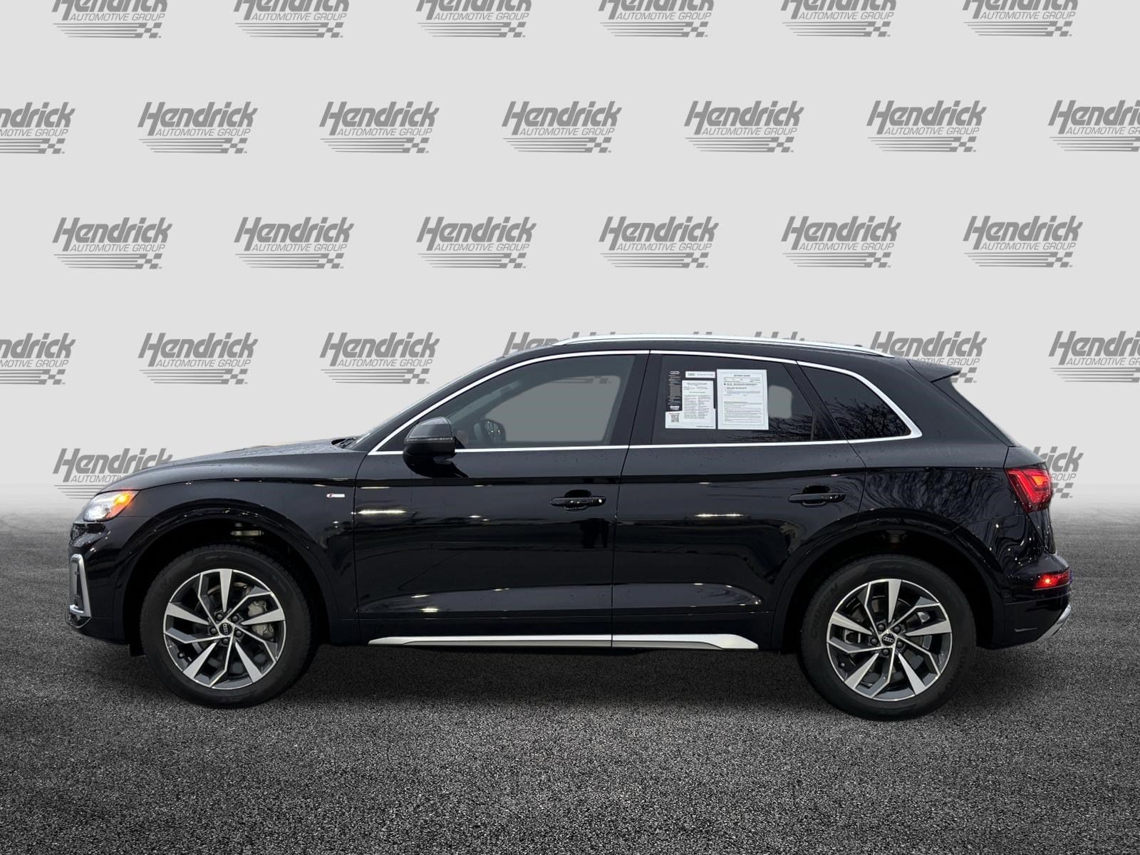 2023 Audi Q5 S line Prestige photo 6