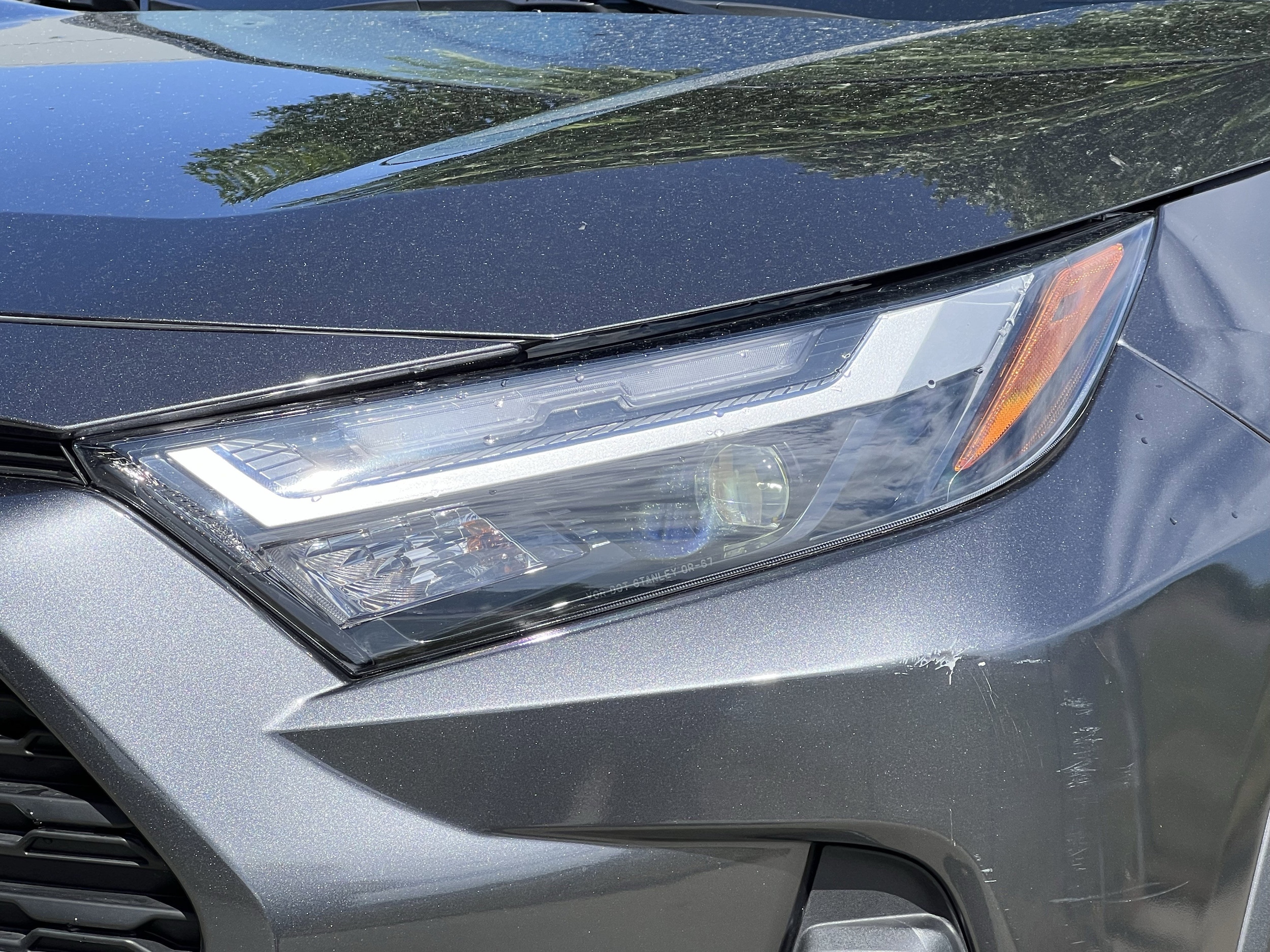 2024 Toyota RAV4 XLE Premium photo 5