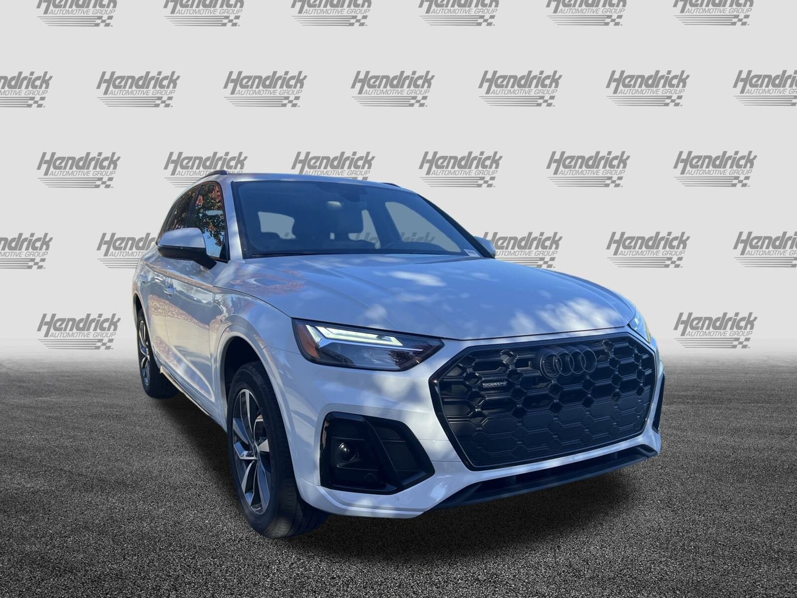 2024 Audi Q5 S line Premium photo 2