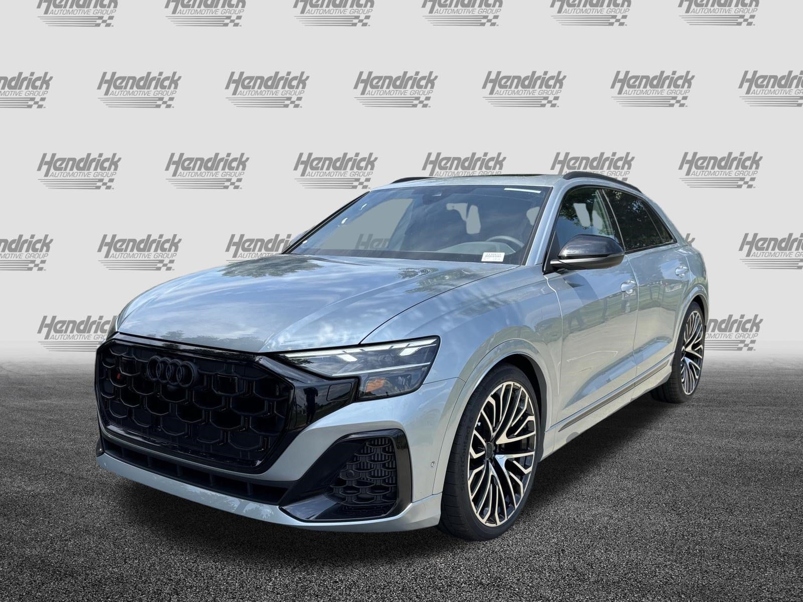 2026 Audi SQ8 Premium Plus