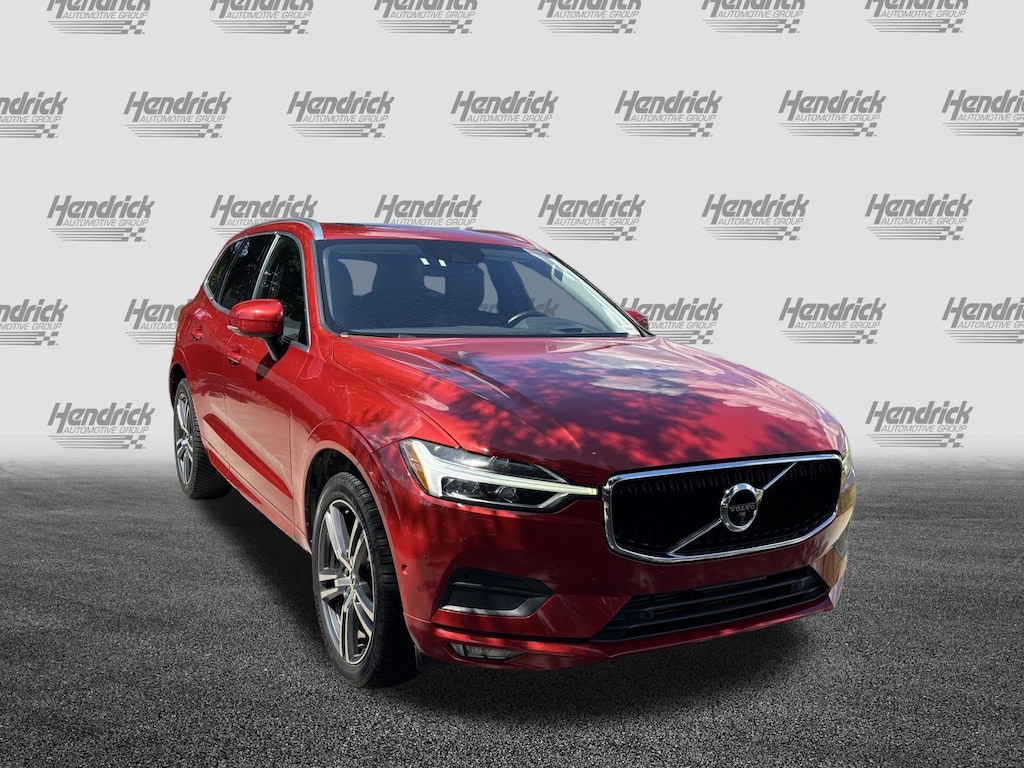 Used 2019 Volvo XC60 Momentum SUV