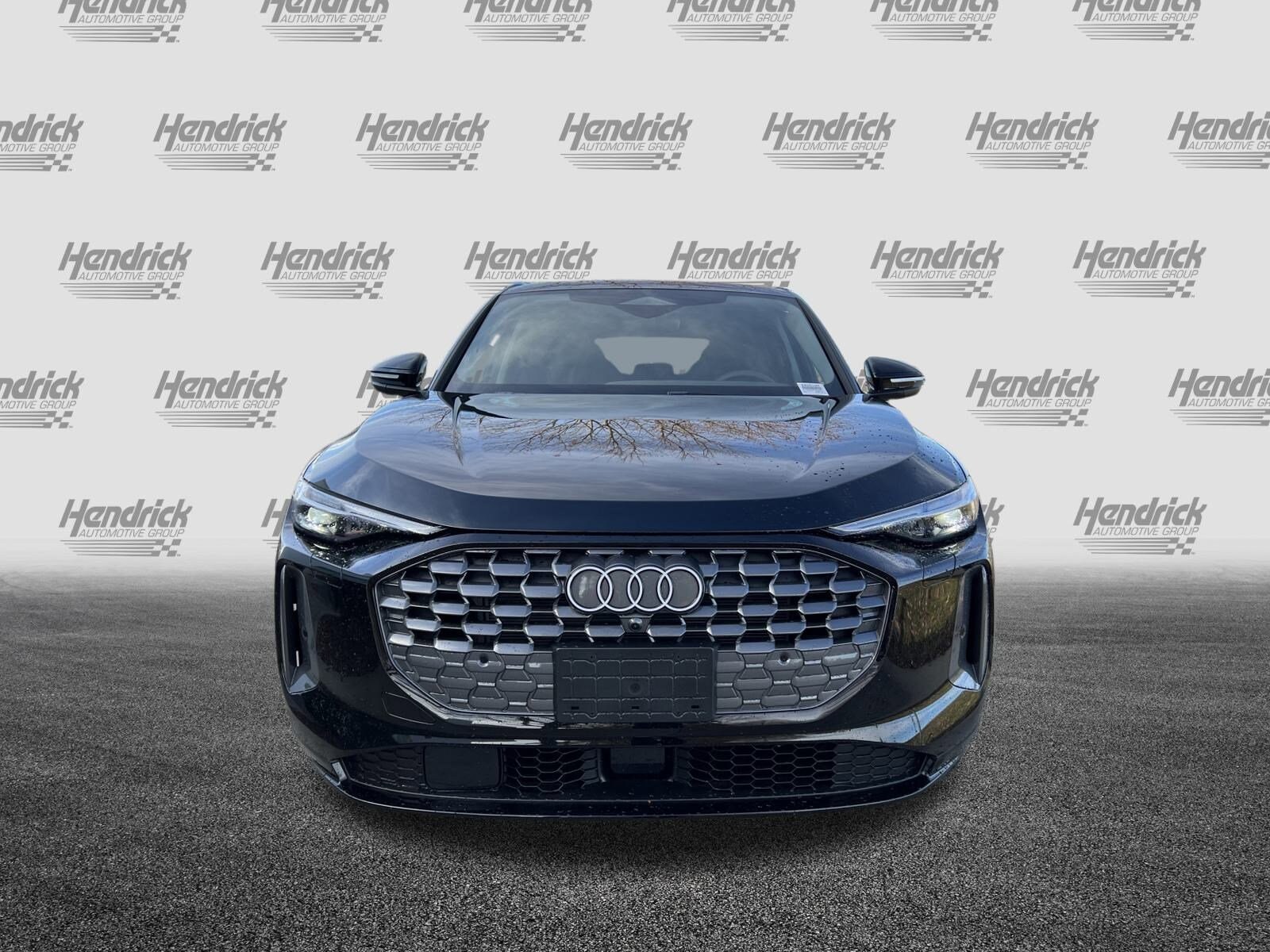 2025 Audi Q5 Premium Plus photo 2