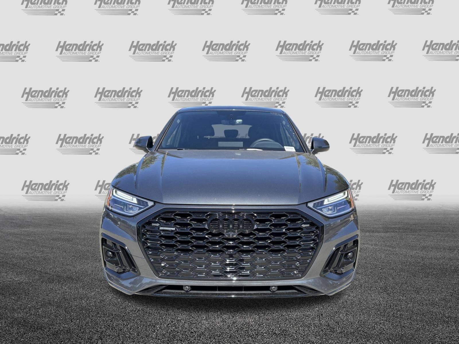 2024 Audi Q5 Sportback S line Premium Plus photo 2