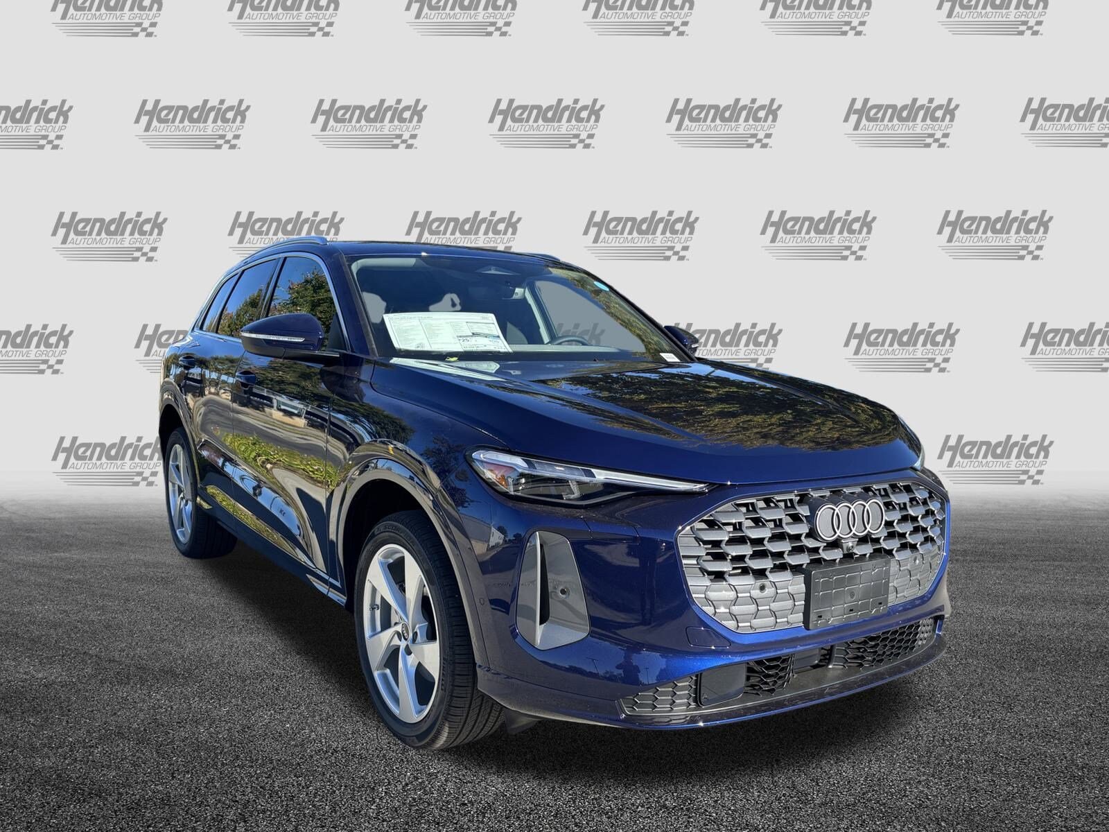 2025 Audi Q5 Premium Plus photo 2