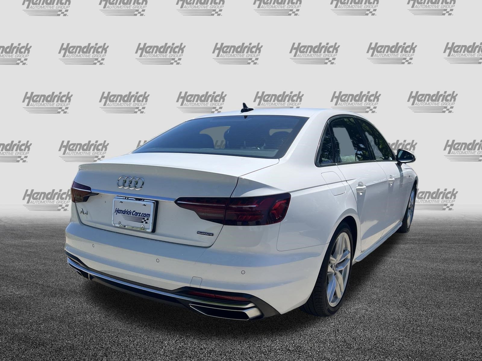 2023 Audi A4 S line Premium Plus photo 3