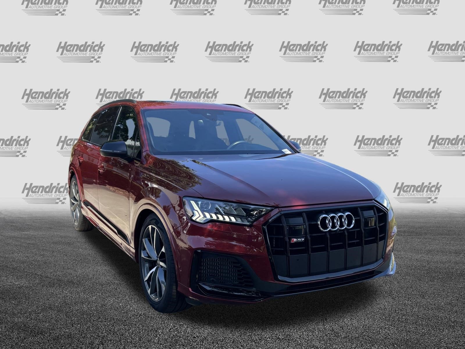 2023 Audi SQ7 Premium Plus