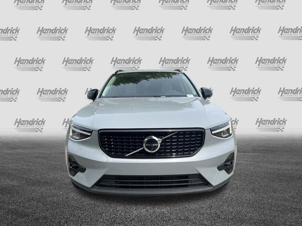 Used 2024 Volvo XC40 Plus Dark Theme SUV