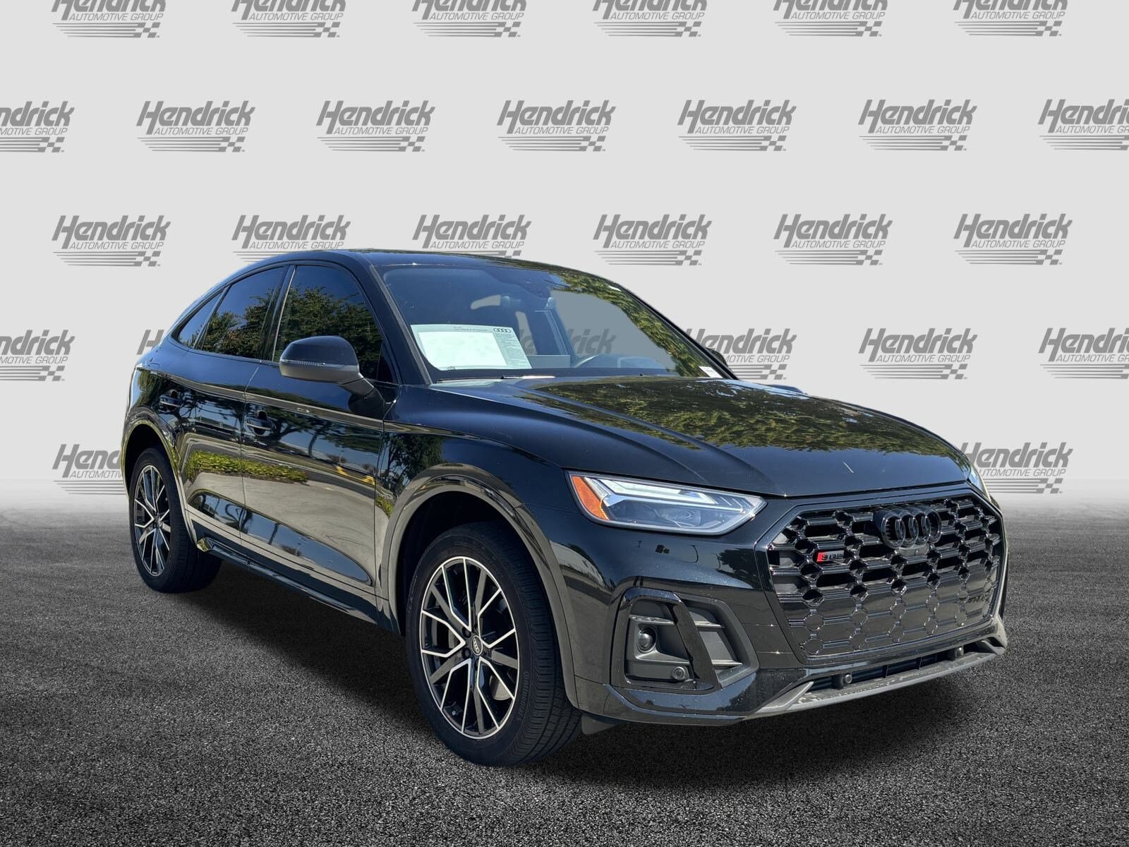 2023 Audi SQ5 Premium Plus photo 2