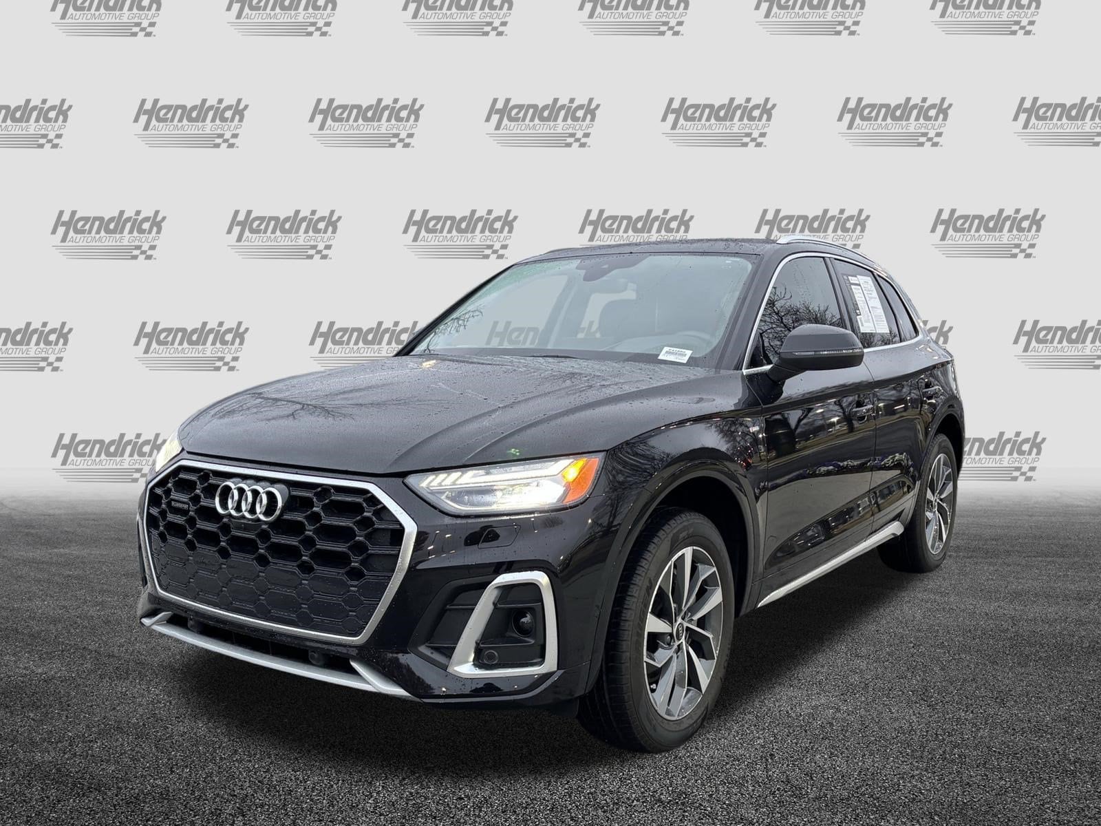 2023 Audi Q5 S line Prestige photo 4