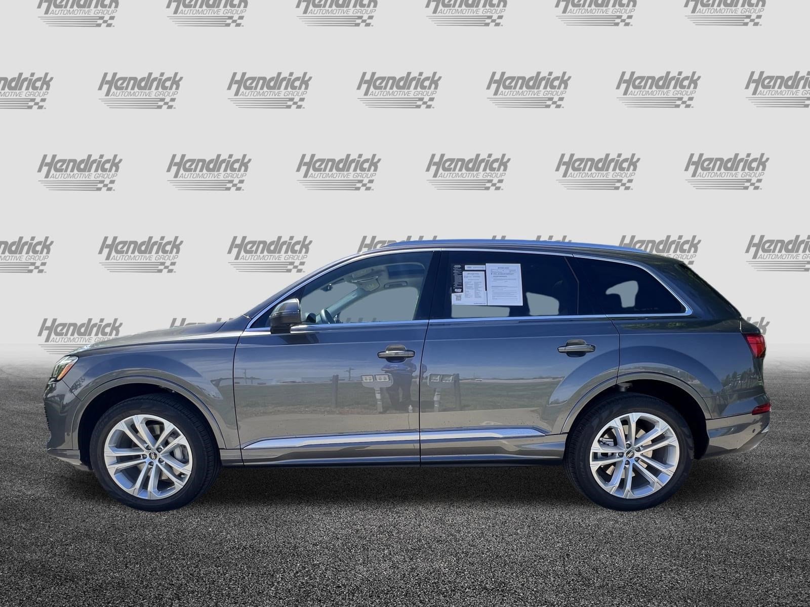 2025 Audi Q7 Premium photo 4