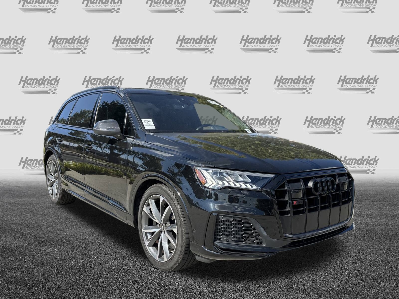 2023 Audi SQ7 Prestige photo 2