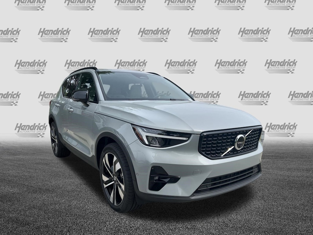 Used 2024 Volvo XC40 Plus Dark Theme SUV